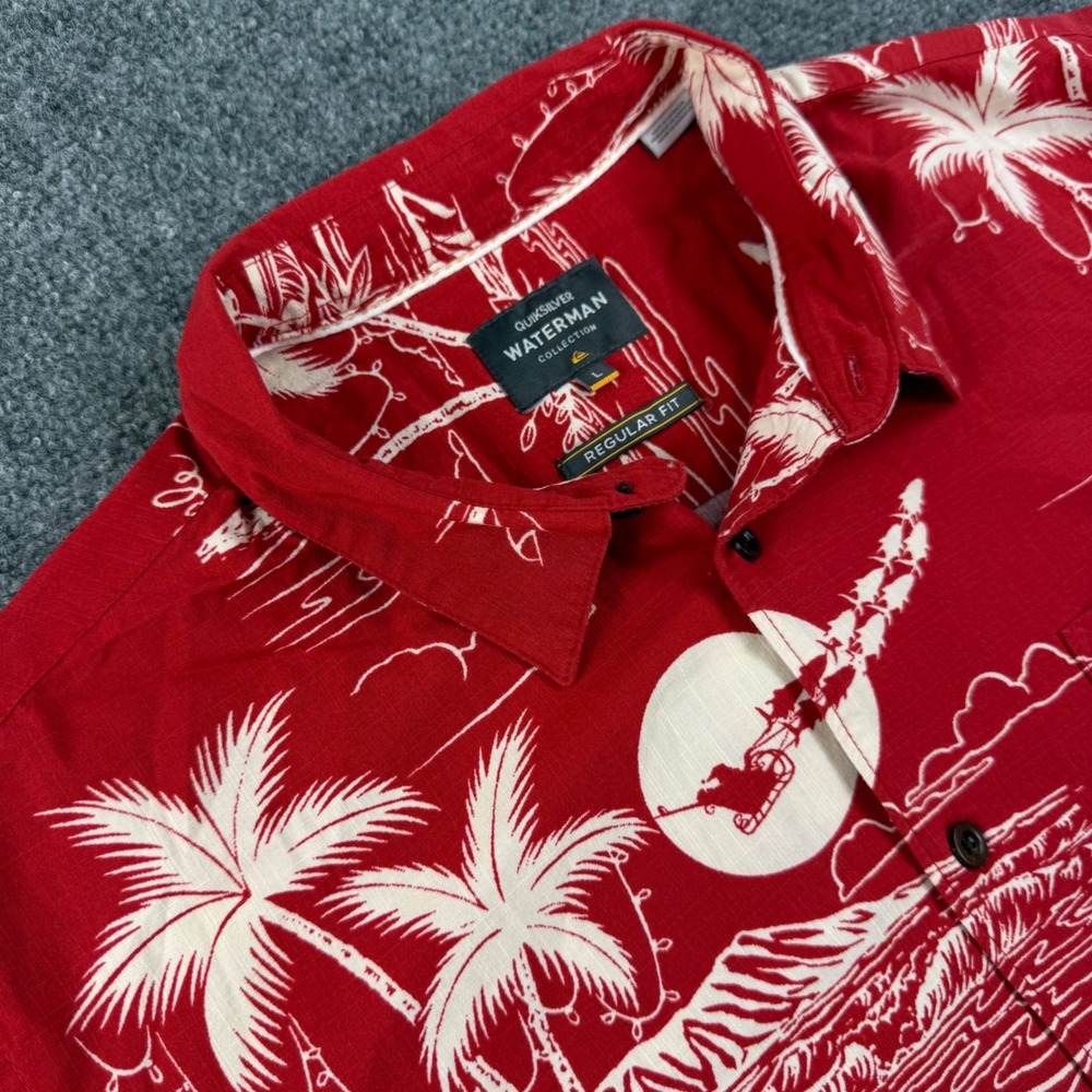 Quiksilver Waterman Button Down Shirt Large Red Christmas Mele Kalikimaka Mens